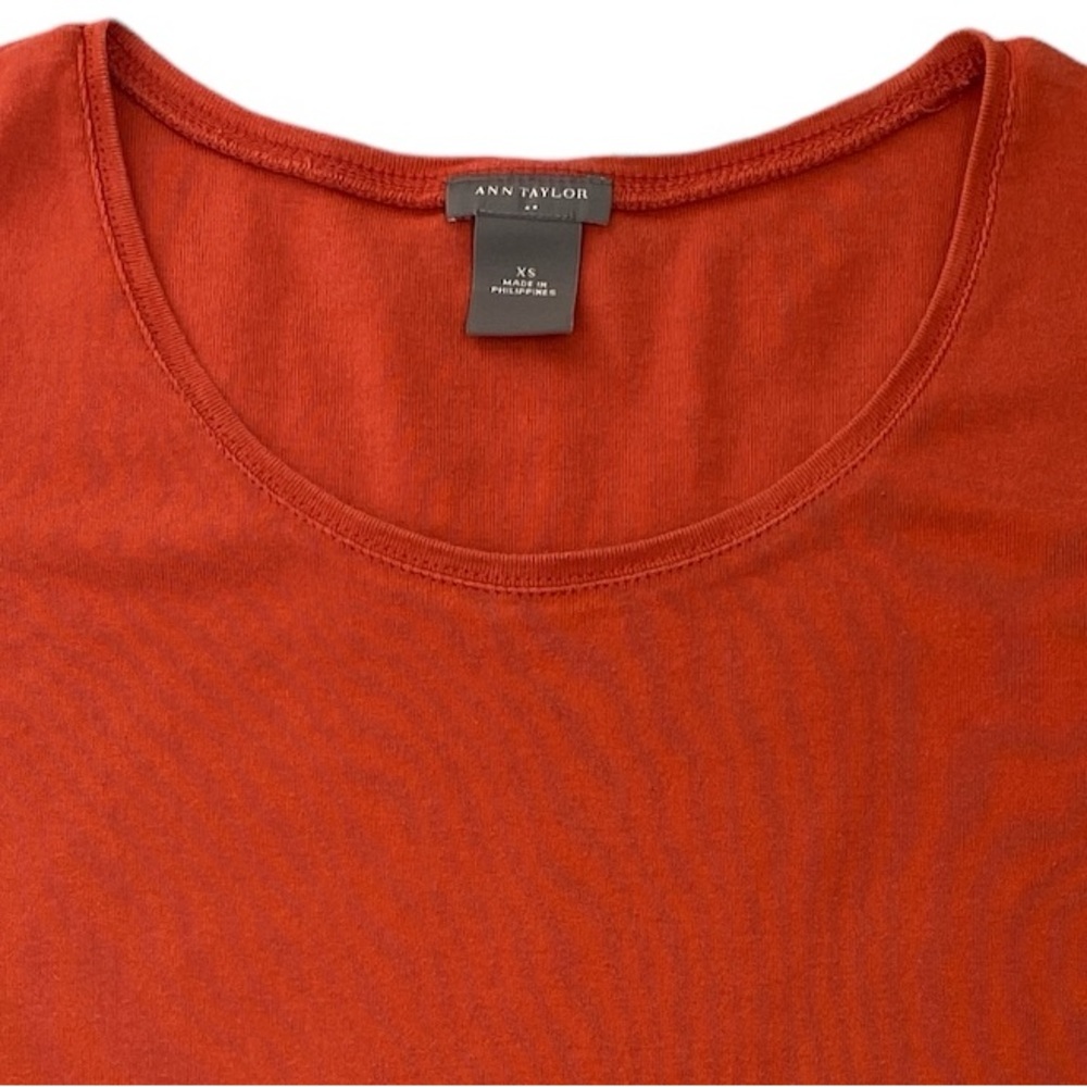 Ann Taylor Rust Red Scoop Neck Tee Size XS 100% Cotton Short Sleeve Top - Picture 4 of 8
